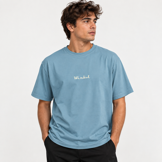 Polera Winkul Diseño minimalista Celeste
